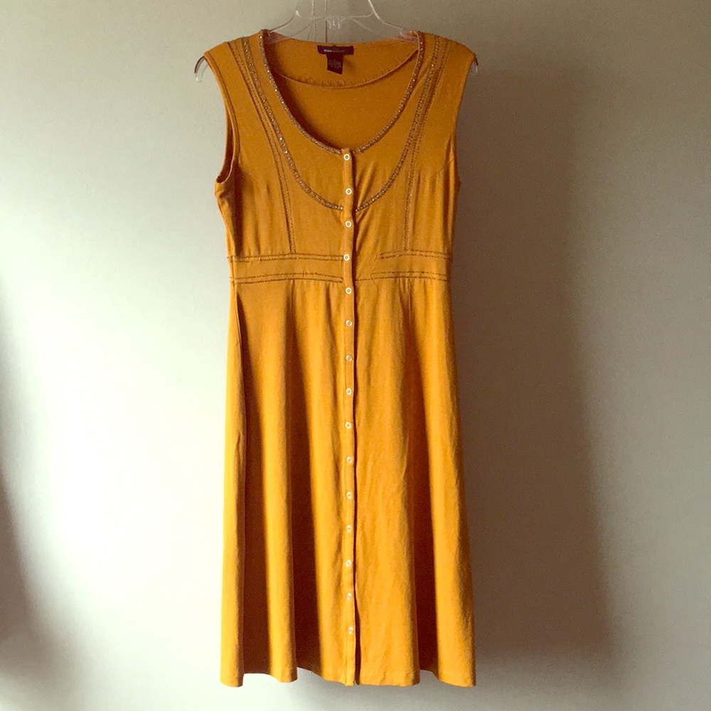 BCBG MaxAzrIa Yellow Oxide Beaded Snap Front Dress